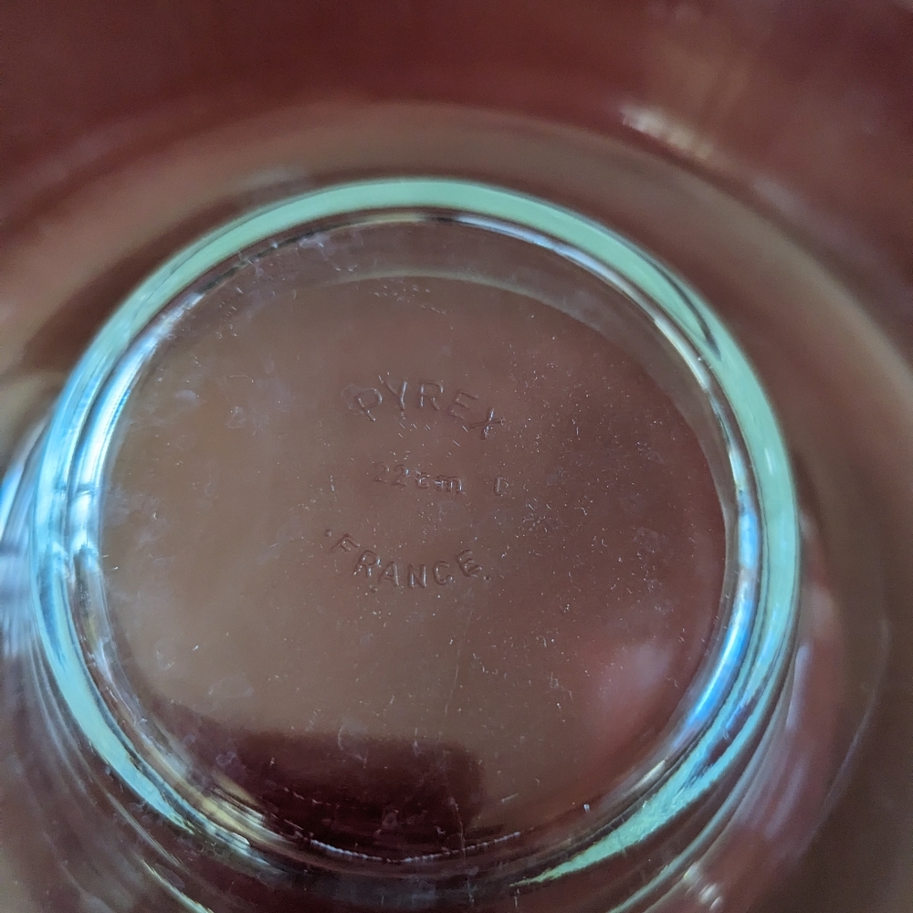 Pyrex mold - Picture 3 of 5